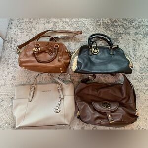 Bundle 4 Michael Kors leather purses